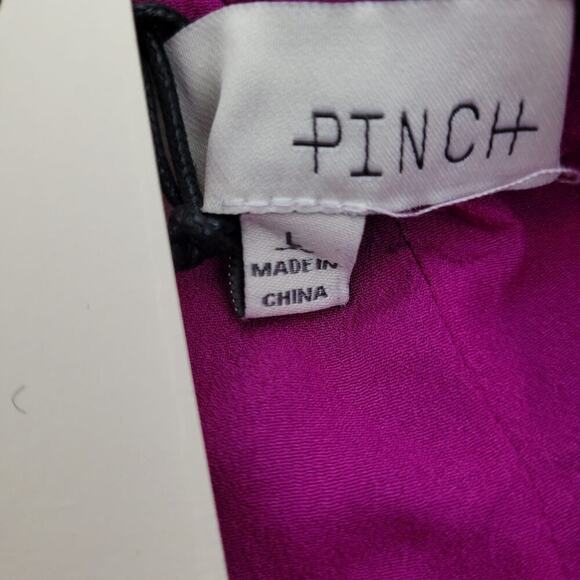 NWT Pinch Women's Mini Skirt Size L Pink PVC Tweed Back Zipper - Picture 3 of 8